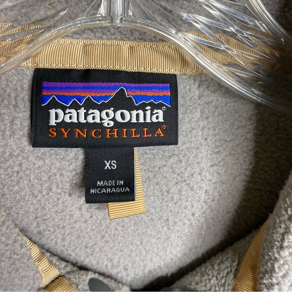 Patagonia Synchilla flap pocket pullover sweater size XS - Picture 3 of 5